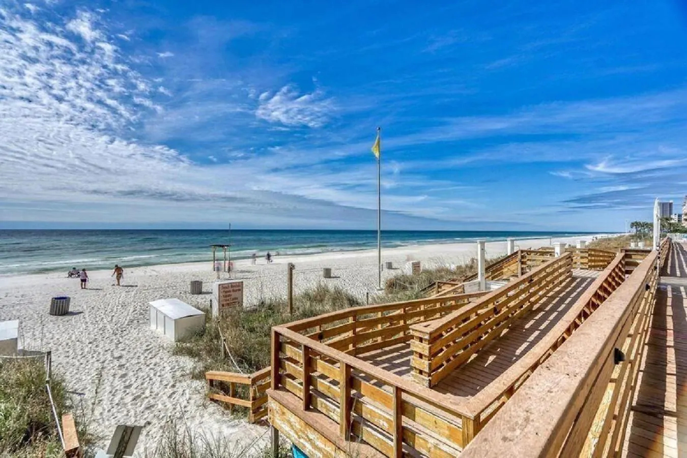 Beachfront Spacious Renovated Condo - Pools, Hot Hub, Spa - Walk To Pier Park In Pcb Panama City Beach Estados Unidos da América